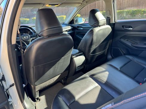 Used 2022 Nissan Altima 2.5 SR image 24