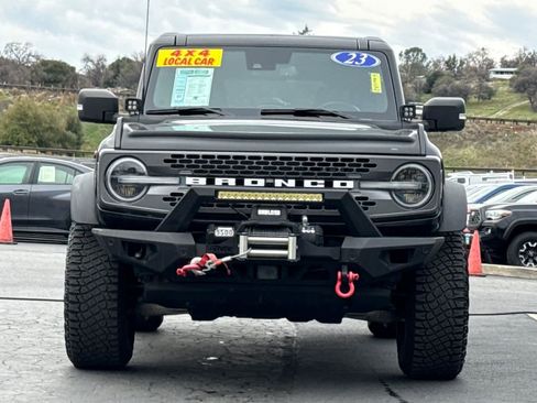 Used 2023 Ford Bronco Badlands image 10