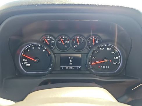 Used 2024 Chevrolet Silverado 1500 Custom Trail Boss AWD/4WD image 11