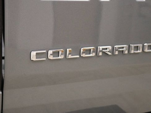 Used 2022 Chevrolet Colorado LT w/ Fleet Safety Package image 97