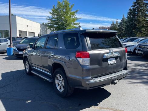 Used 2010 Toyota 4Runner SR5 AWD/4WD image 3