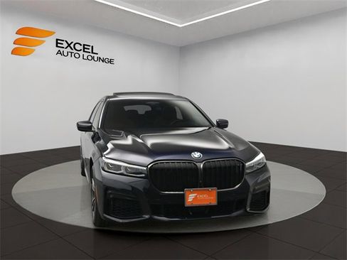 Used 2022 BMW 750i xDrive 750i xDrive w/ Executive Package image 8