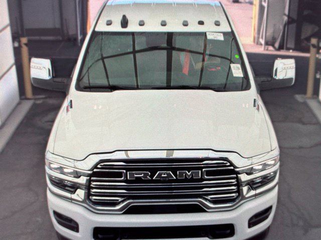 Used 2026 RAM 3500 Laramie AWD/4WD image 12