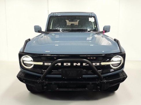 Used 2023 Ford Bronco Outer Banks AWD/4WD image 2