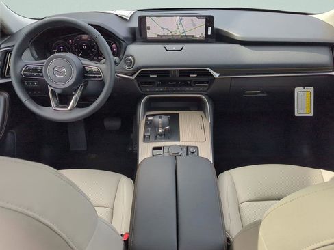 Used 2024 MAZDA CX-90 Plug-In Hybrid w/ Premium Pkg AWD/4WD image 9