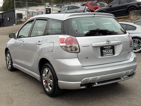 Used 2005 Toyota Matrix XR image 4