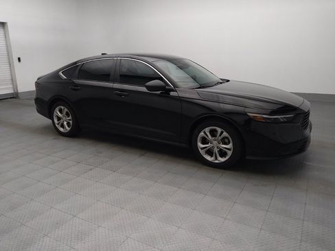Used 2023 Honda Accord LX image 11