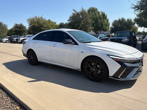 Used 2025 Hyundai Elantra N Line FWD image 3