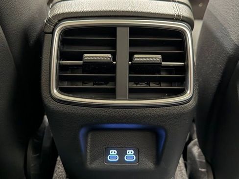 New 2026 Genesis G70 2.5T image 24