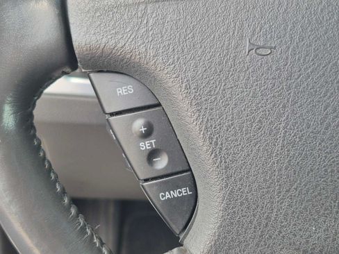 Used 2002 Ford Thunderbird RWD image 16
