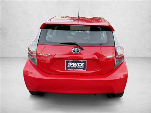 Used 2012 Toyota Prius C One image 6