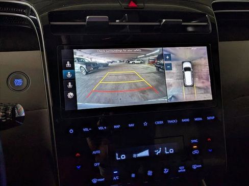 Used 2022 Hyundai Tucson Limited FWD image 14