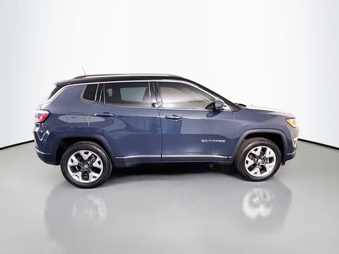 Used 2017 Jeep Compass Limited image 11