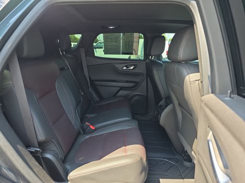 Used 2019 Chevrolet Blazer RS FWD image 29