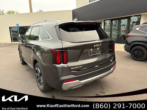 New 2026 Kia Sorento EX AWD/4WD image 10