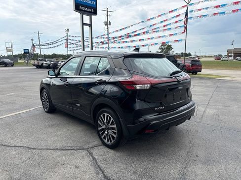 Used 2024 Nissan Kicks SV FWD image 7