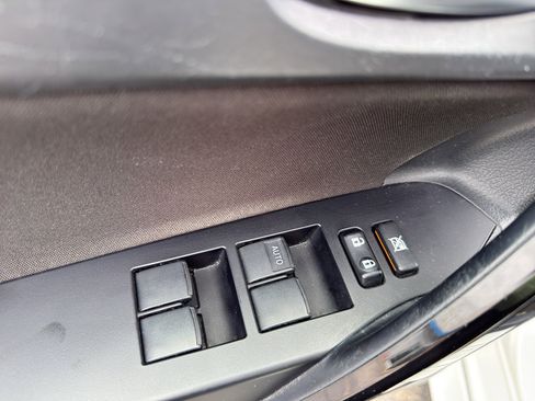 Used 2017 Toyota Corolla iM FWD image 12