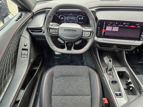 New 2025 Dodge Charger R/T w/ Quick Order Package 25M R/T image 8