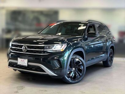 Used 2022 Volkswagen Atlas SE w/ Panoramic Sunroof Package