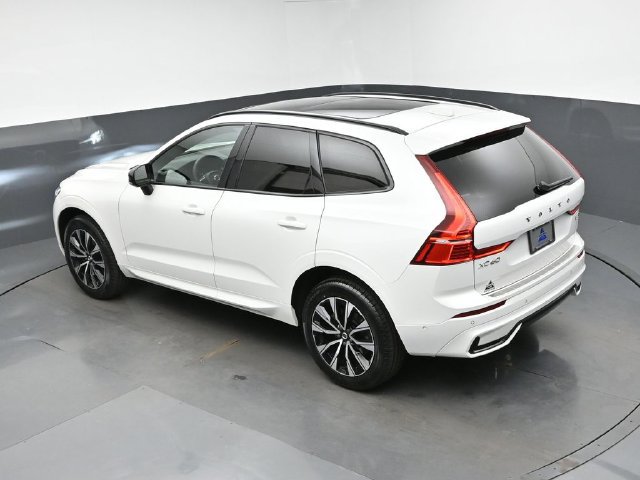 Used 2024 Volvo XC60 B5 Plus w/ Protection Package Premier AWD/4WD image 45