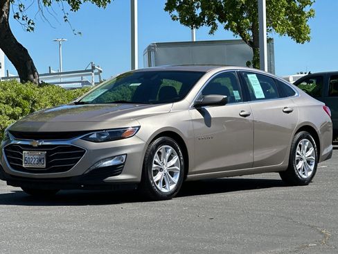Used 2022 Chevrolet Malibu LT FWD image 8