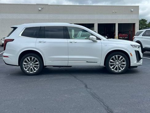 Used 2023 Cadillac XT6 Premium Luxury AWD/4WD image 50