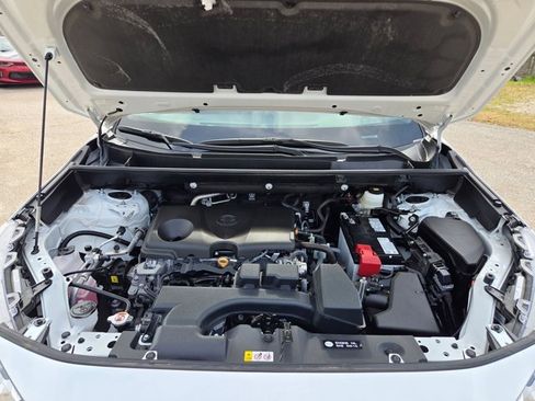 Used 2025 Toyota RAV4 LE image 31