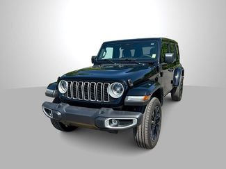 Used 2025 Jeep Wrangler Unlimited Sahara w/ Safety Group AWD/4WD video 1