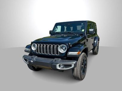 Used 2025 Jeep Wrangler Unlimited Sahara w/ Safety Group
