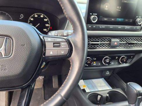 Used 2024 Honda HR-V Sport image 11