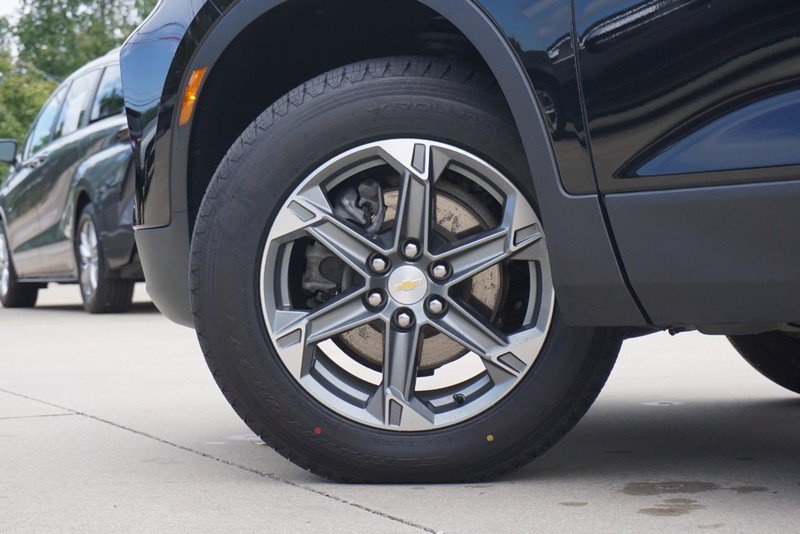 Used 2024 Chevrolet Blazer LT w/ LPO, Floor Liner Package FWD image 14