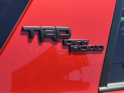 Used 2023 Toyota 4Runner TRD Off-Road Premium w/ Off Road Premium Plus Package AWD/4WD image 5