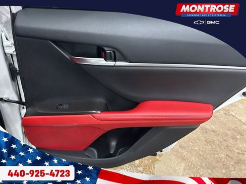 Used 2024 Toyota Camry XSE w/ Navigation Package image 28