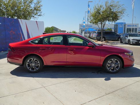 New 2026 Honda Accord EX-L image 4