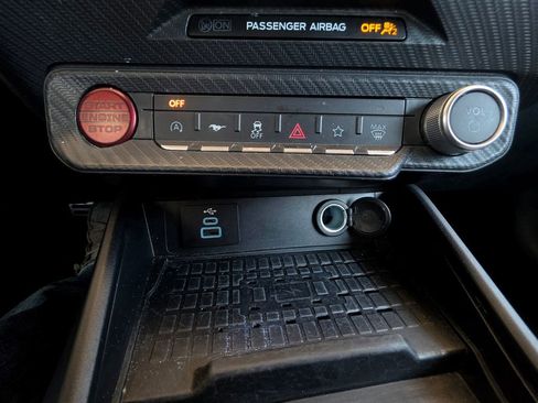 Used 2024 Ford Mustang Premium RWD image 31