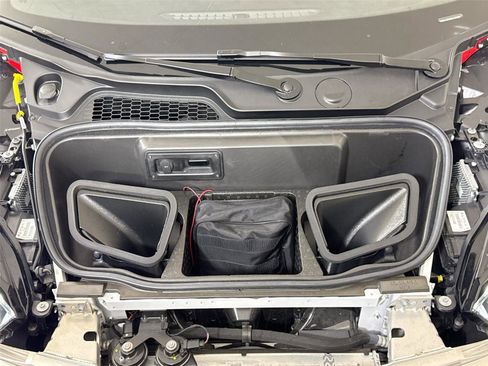 Used 2022 Lamborghini Huracan STO image 33