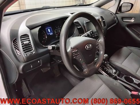Used 2018 Kia Forte LX w/ LX Popular Package FWD image 11