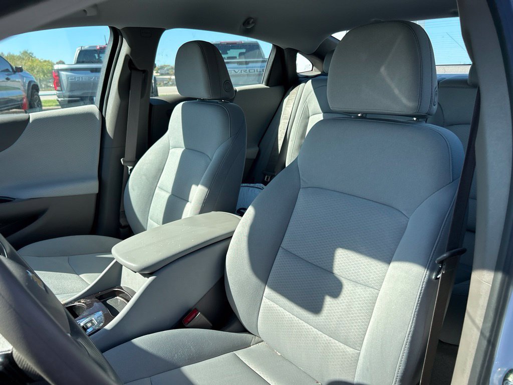 Used 2023 Chevrolet Malibu LS FWD image 13