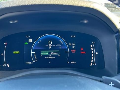 Used 2025 Toyota Camry SE w/ Multimedia Upgrade Package image 18