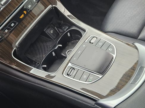 Used 2020 Mercedes-Benz GLC 300 image 22