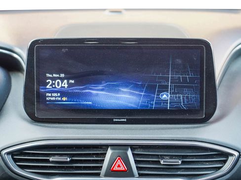 Used 2023 Hyundai Santa Fe SEL image 16