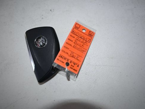 Used 2022 Buick Envision Avenir w/ Technology Package II FWD image 21