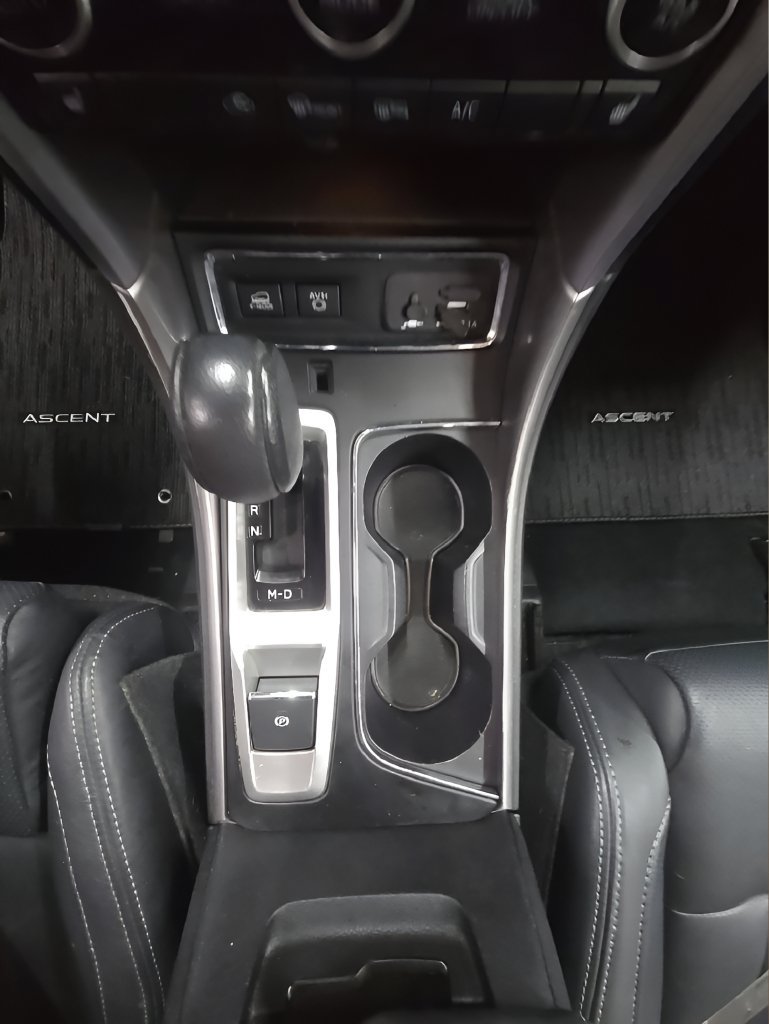Used 2019 Subaru Ascent Limited w/ Popular Package #4 AWD/4WD image 38