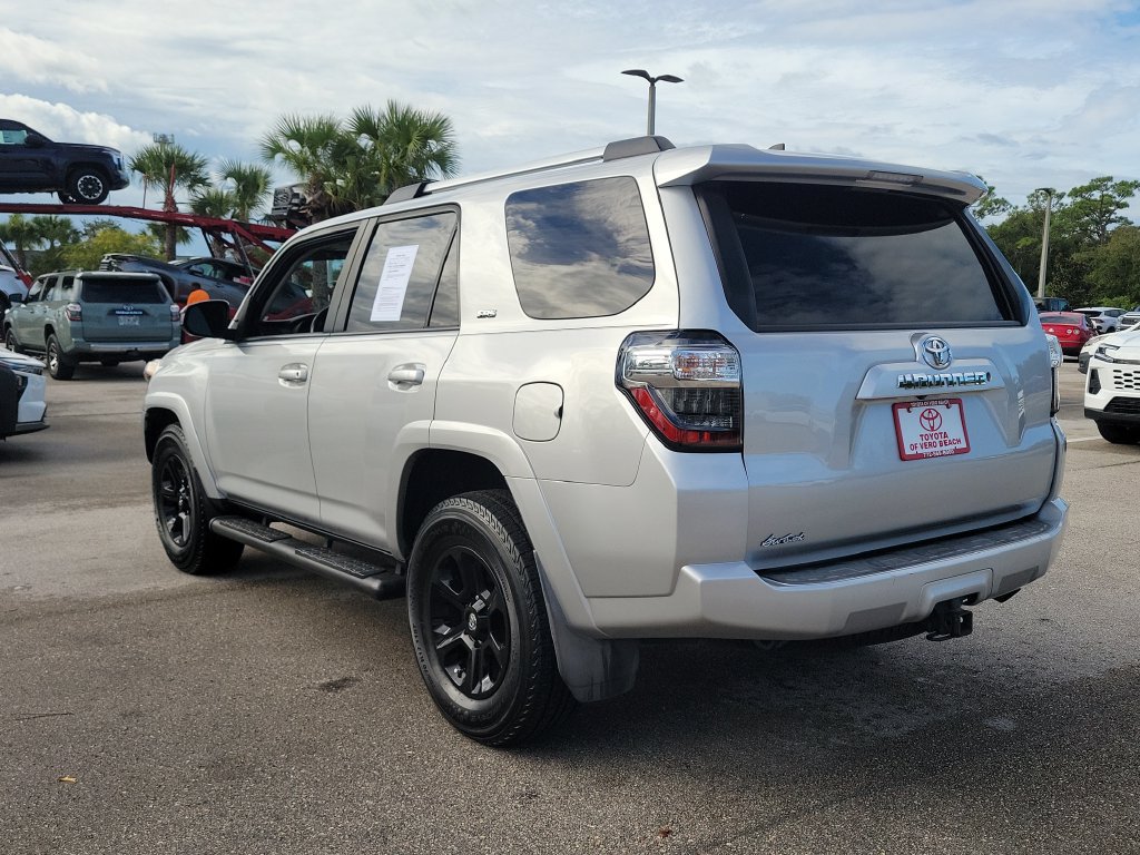Used 2020 Toyota 4Runner SR5 RWD image 6