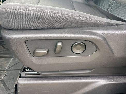 New 2026 Chevrolet Silverado 1500 Custom image 17