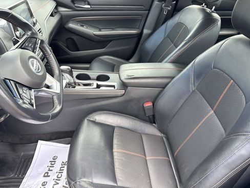 Used 2020 Nissan Altima 2.5 SR FWD image 21