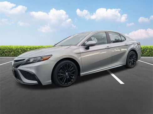 Certified 2024 Toyota Camry SE image 8