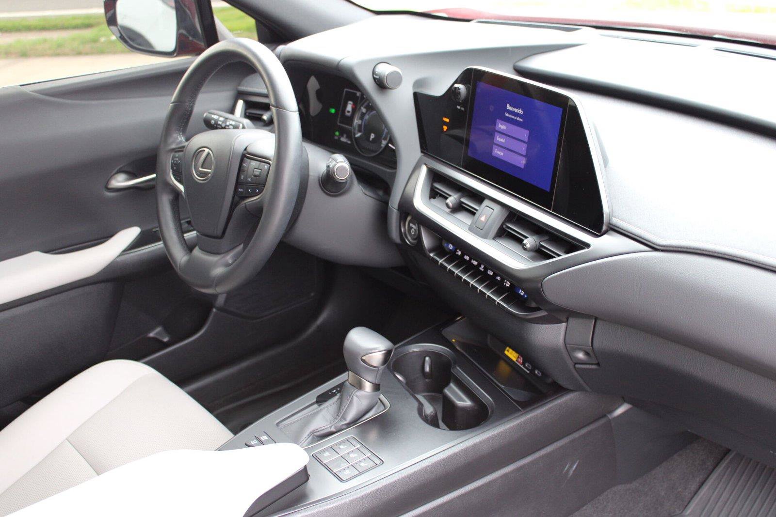 Used 2024 Lexus UX 250h F Sport AWD/4WD image 10