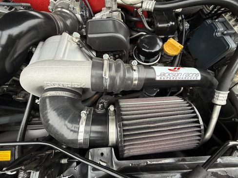 Used 2017 Toyota 86 image 8