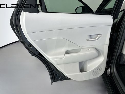 Certified 2025 Hyundai Kona SEL AWD/4WD image 29